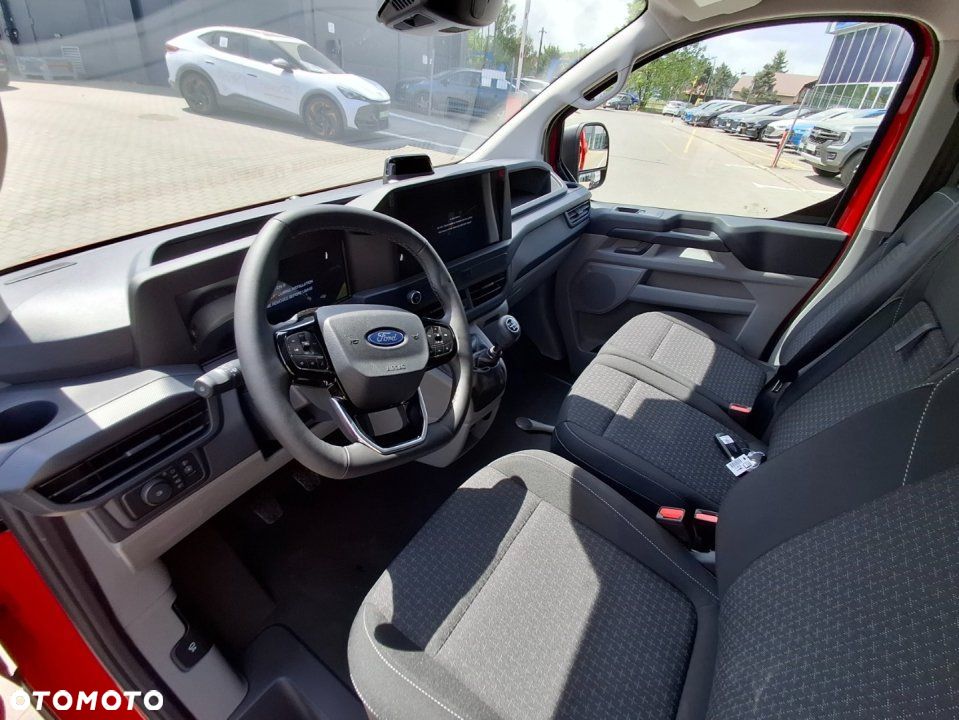 Ford Transit Custom - 8