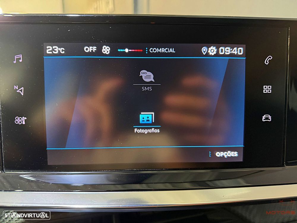 Peugeot 208 1.2 PureTech SE Style - 31