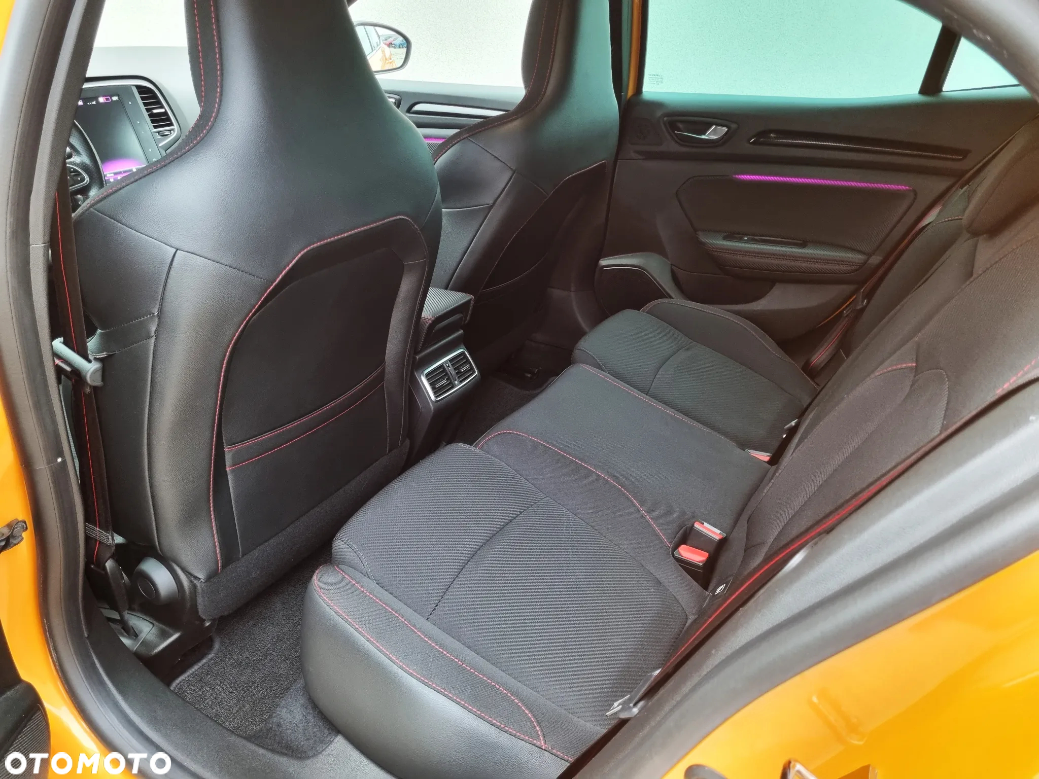 Renault Megane ENERGY TCe 280 EDC R.S - 11