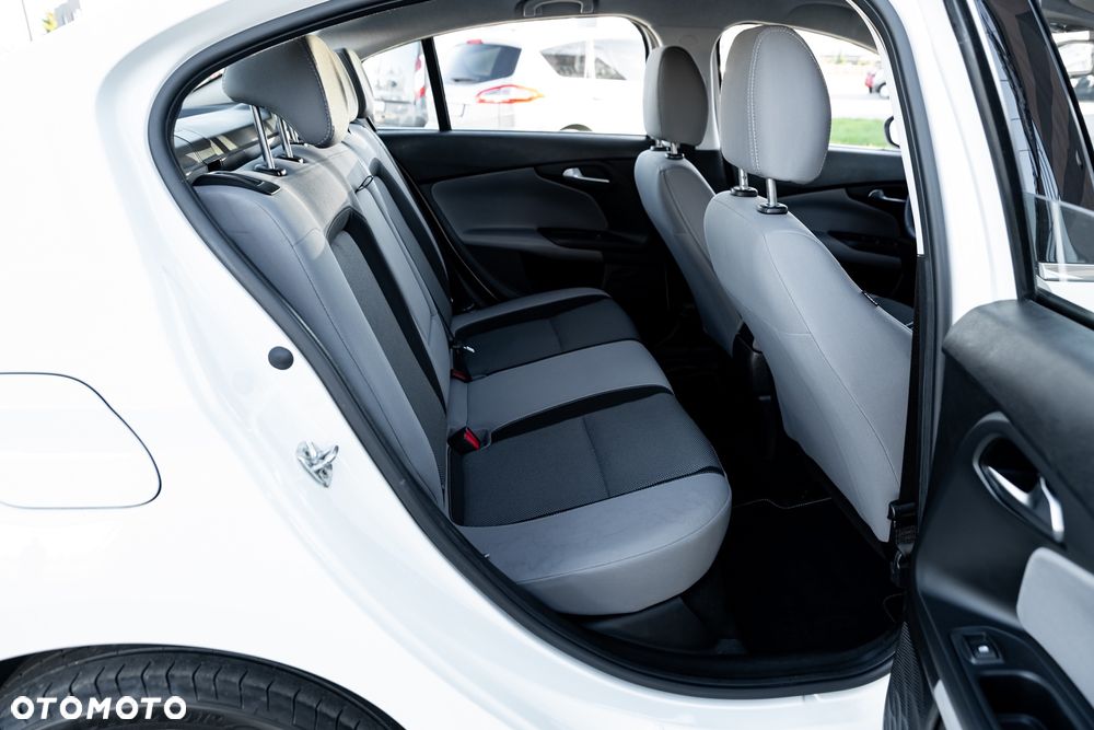 Fiat Tipo 1.6 MultiJet 16v Lounge - 21