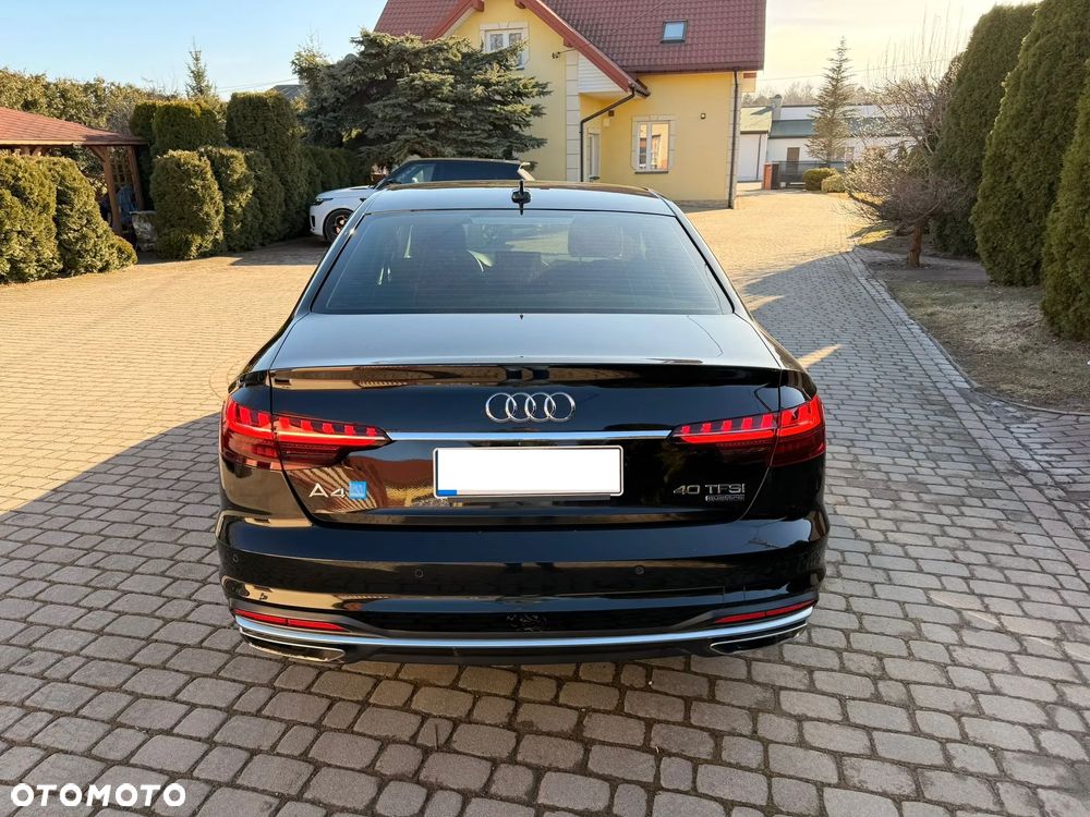 Audi A4 Limousine 40 TFSI quattro S tronic - 13