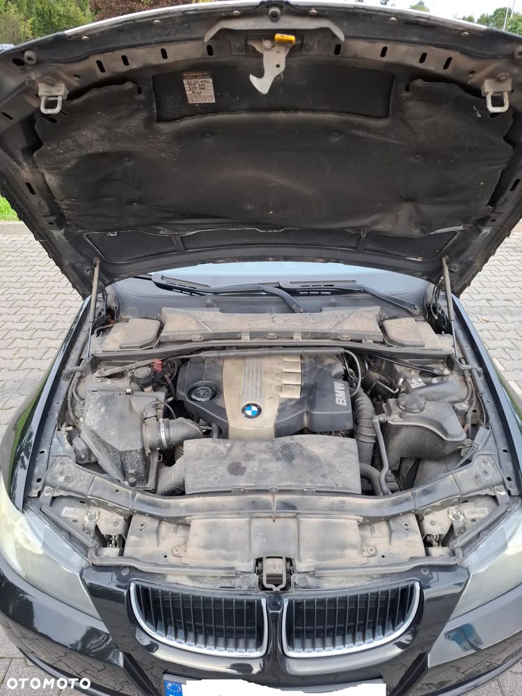 BMW Seria 3 320d - 10