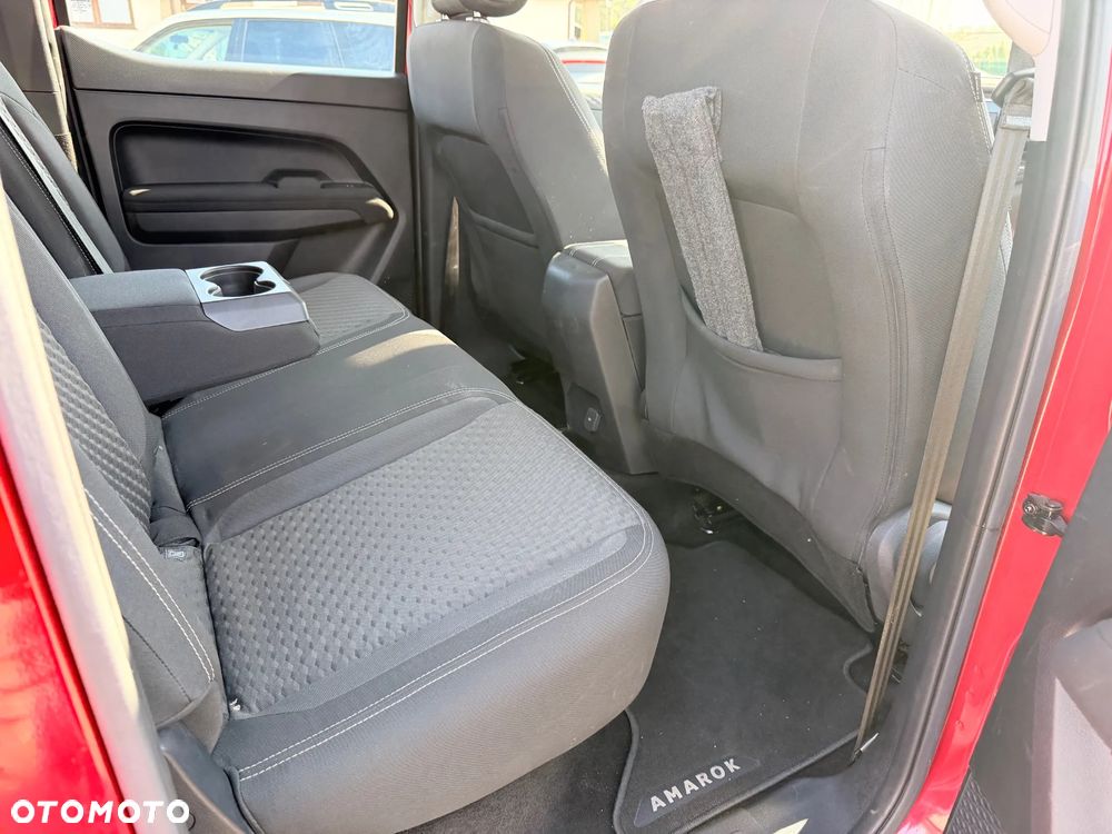 Volkswagen Amarok - 16