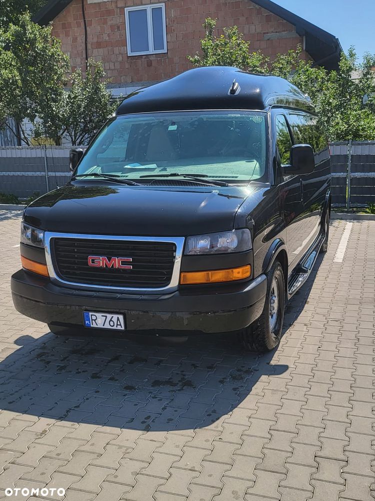 Chevrolet Express - 2