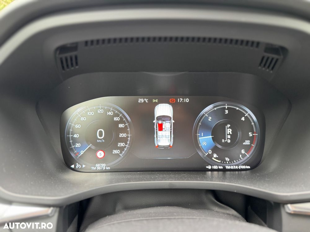 Volvo XC 60 D4 AWD Momentum - 28