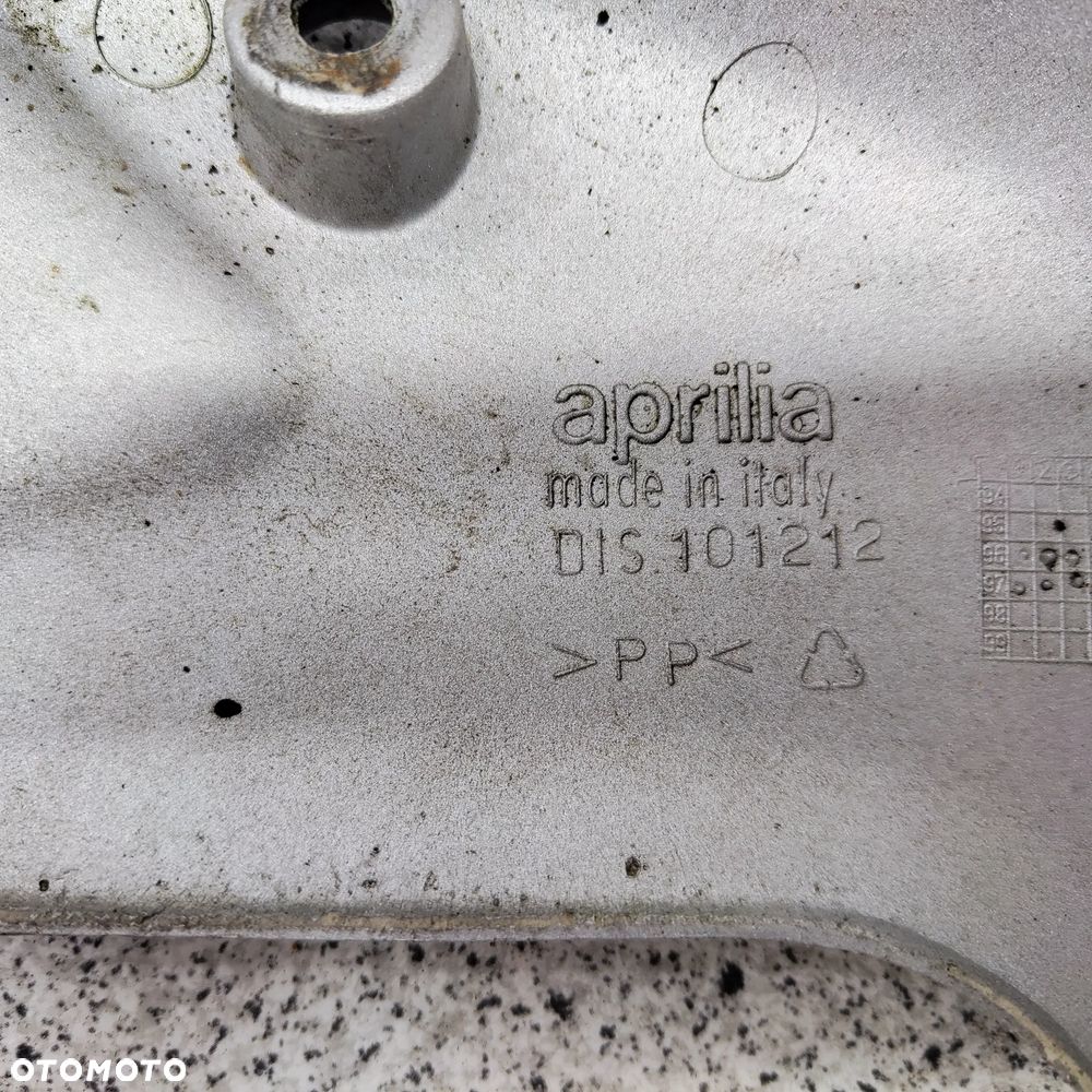 Owiewka, osłona silnika Aprilia SR 50 SR50 - 13