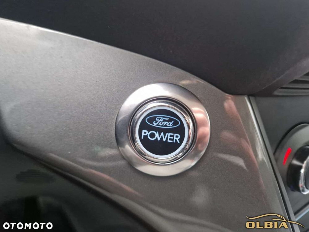 Ford Grand C-MAX - 19