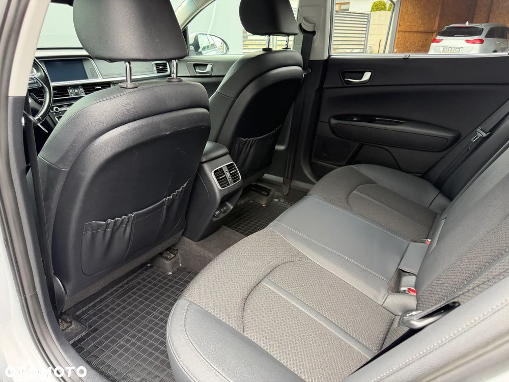 Kia Optima Plug-in Hybrid - 27