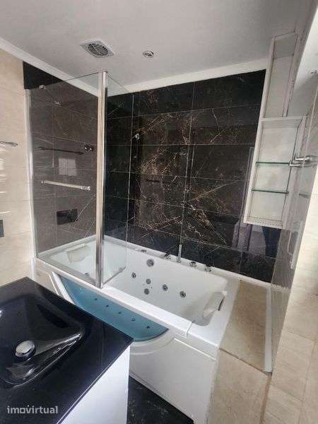 OPORTUNIDADE Vendo Apartamento T2 Portas de Benfica 390.000€ - Grande imagem: 4/9