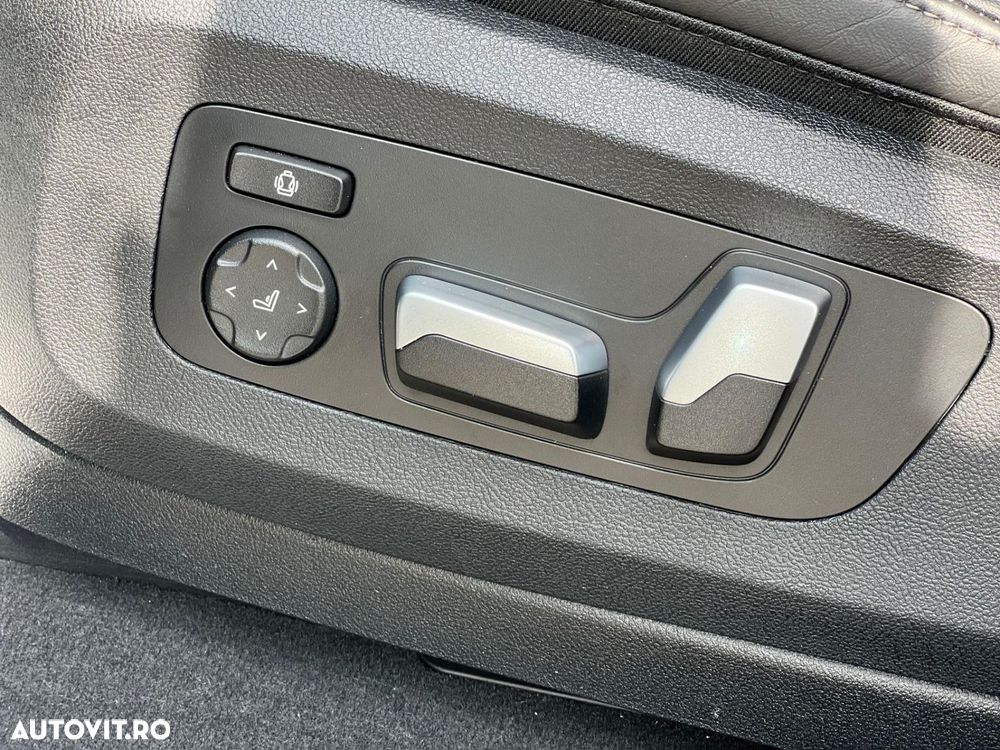 BMW X6 xDrive40i AT MHEV - 13