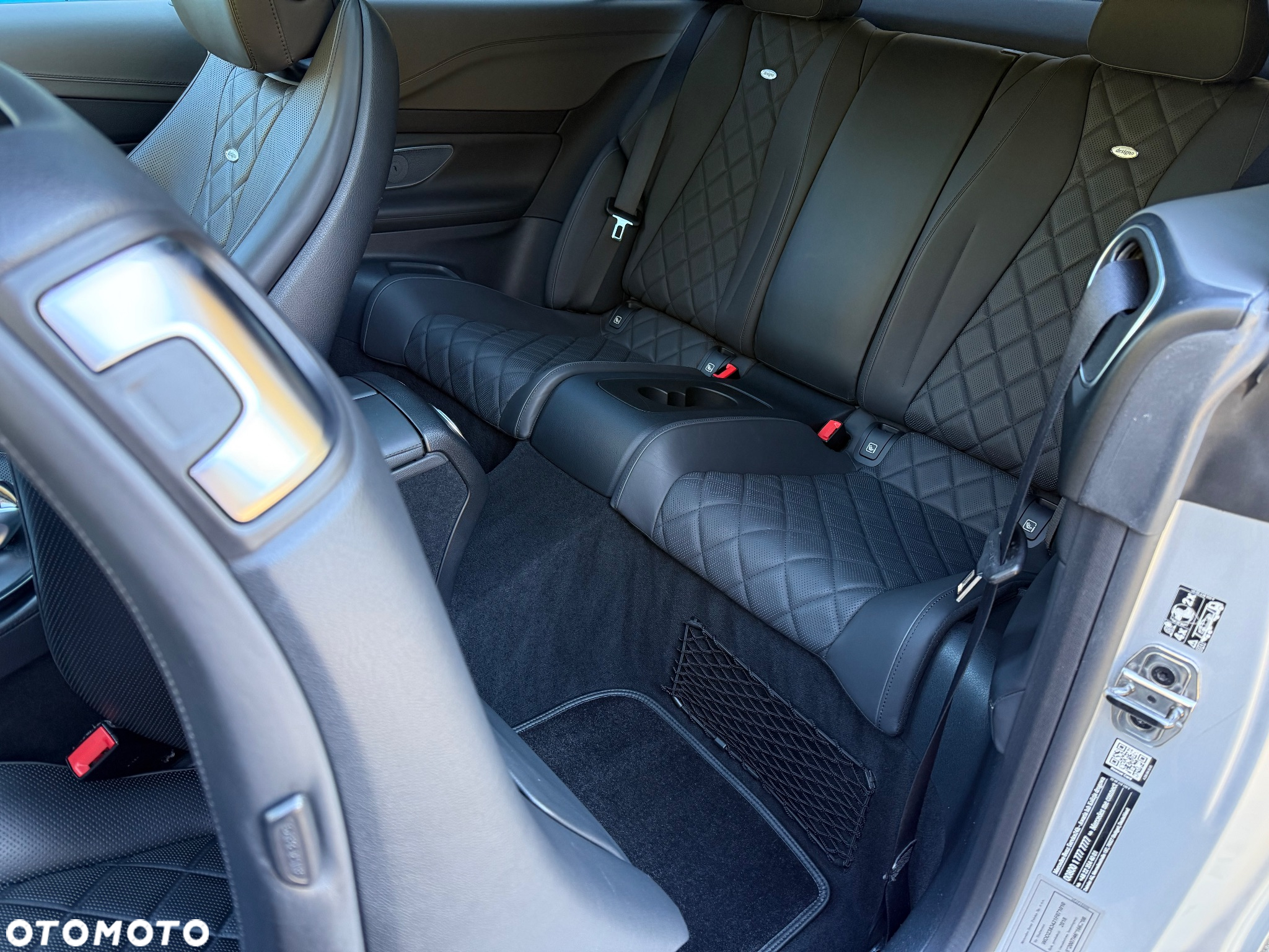 Mercedes-Benz Klasa E 200 Coupe 4-Matic 9G-TRONIC - 11