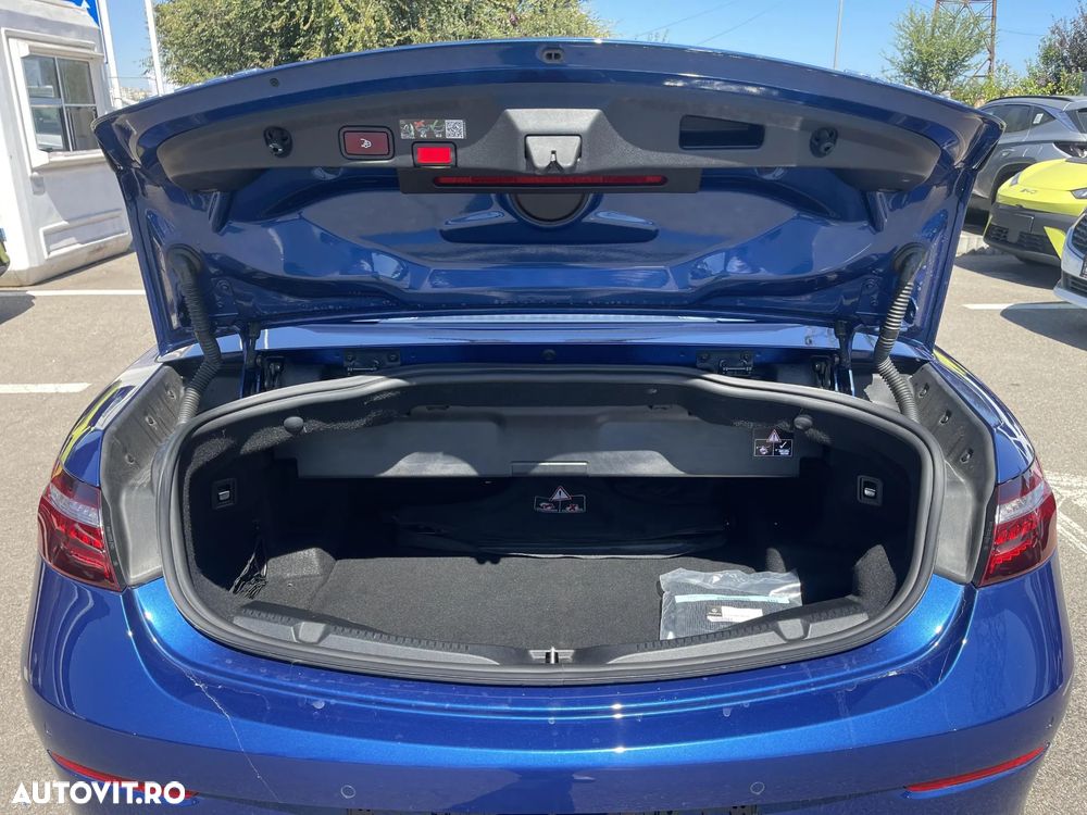 Mercedes-Benz E 450 4MATIC Cabrio MHEV - 28
