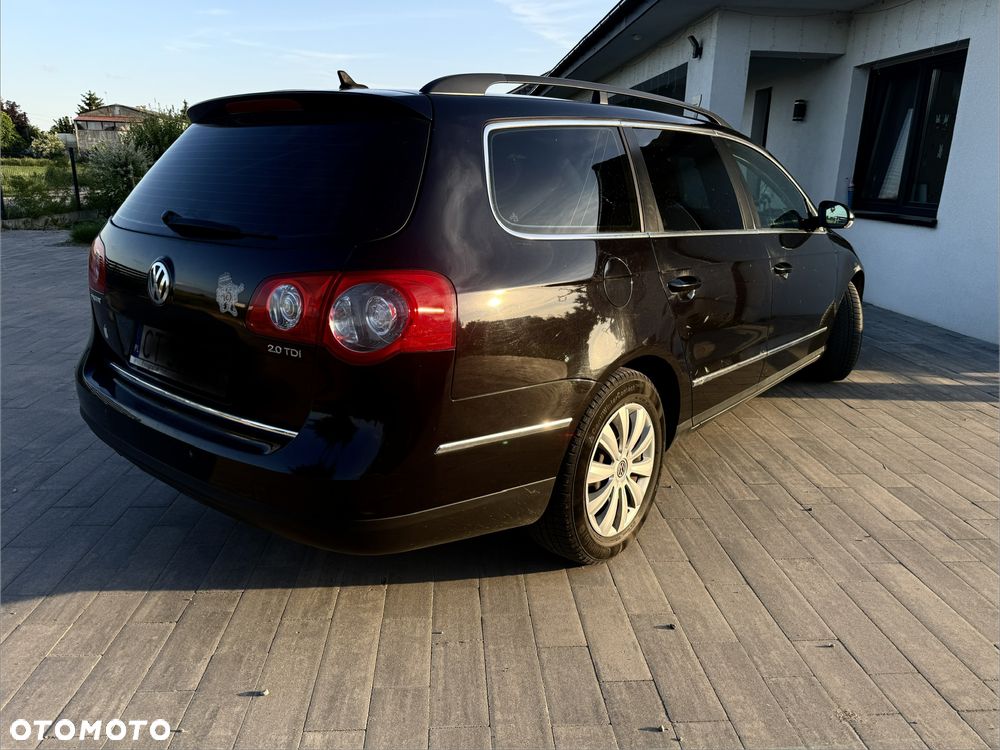 Volkswagen Passat 2.0 TDI DPF Trendline DSG - 5