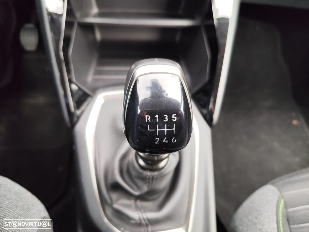 Peugeot 208 1.2 PureTech Active Pack - 13