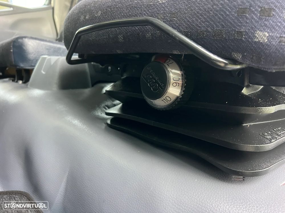 Mitsubishi FUSO CANTER 3C13 6 VEL - 18