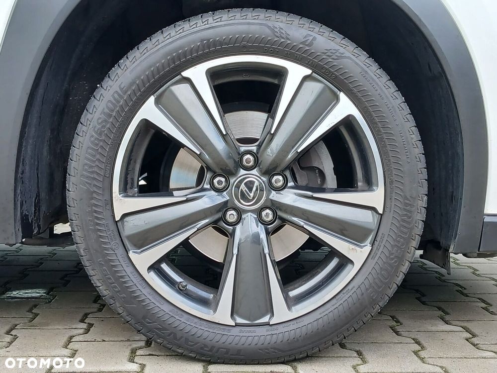 Lexus UX - 39