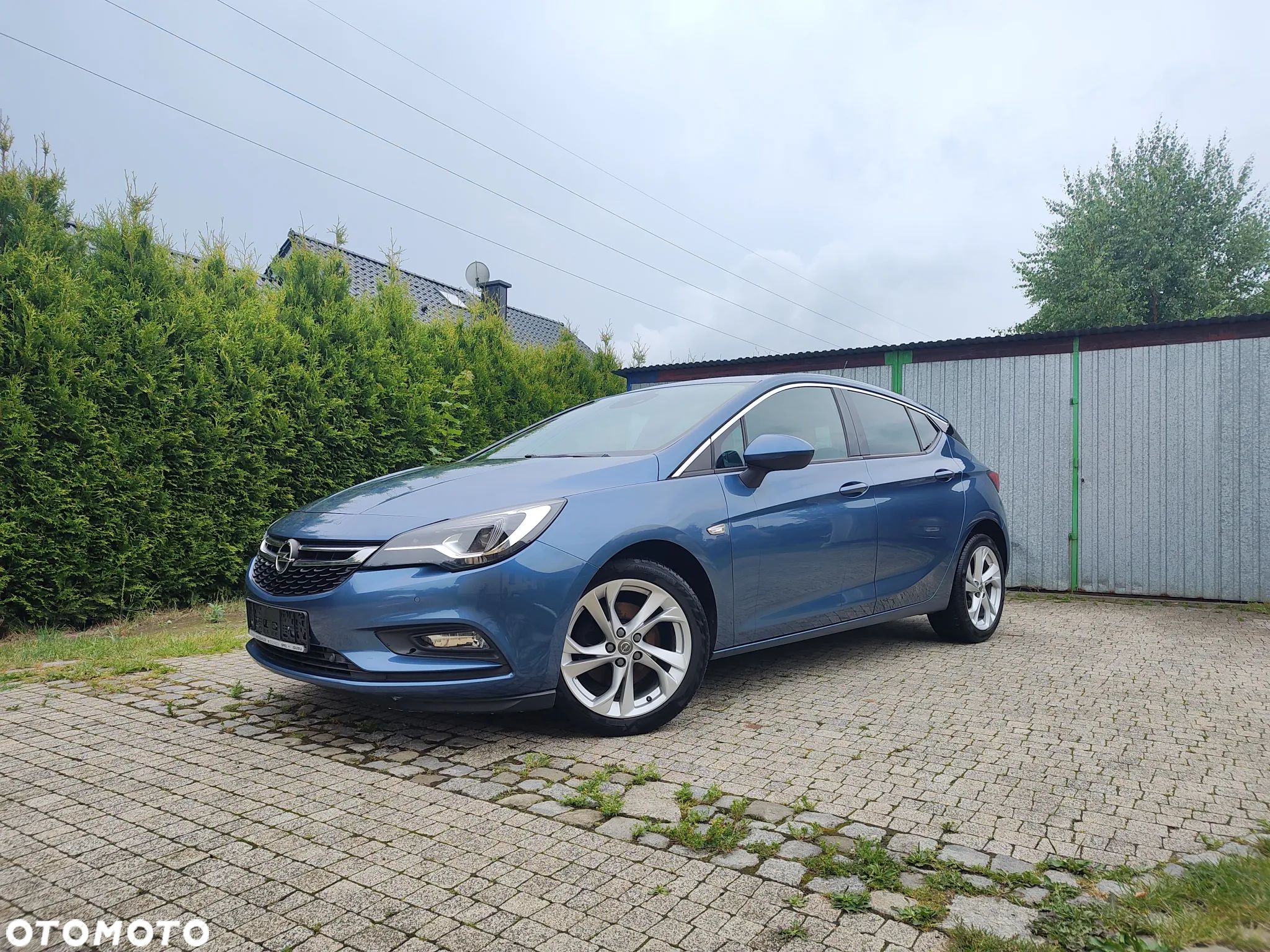 Opel Astra 1.6 CDTI DPF ecoFLEX Start/Stop Exklusiv - 1