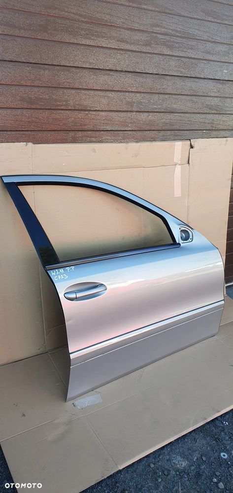 Drzwi prawy przód przednie prawe Mercedes E-Klasa W211 C723 - 3