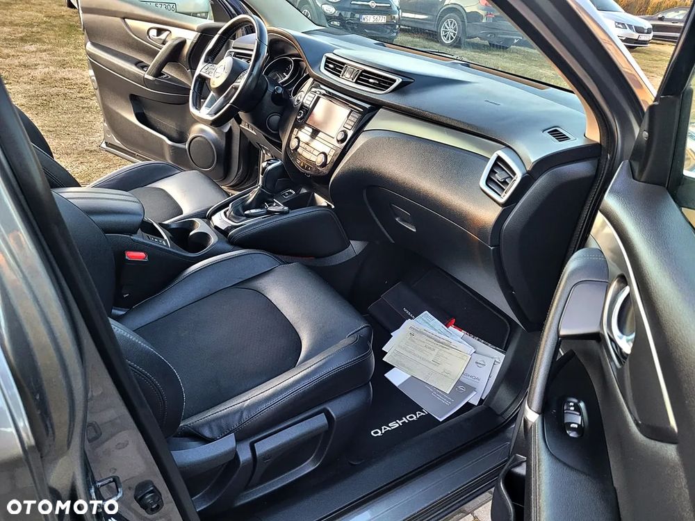 Nissan Qashqai 1.5 dCi DCT TEKNA - 31