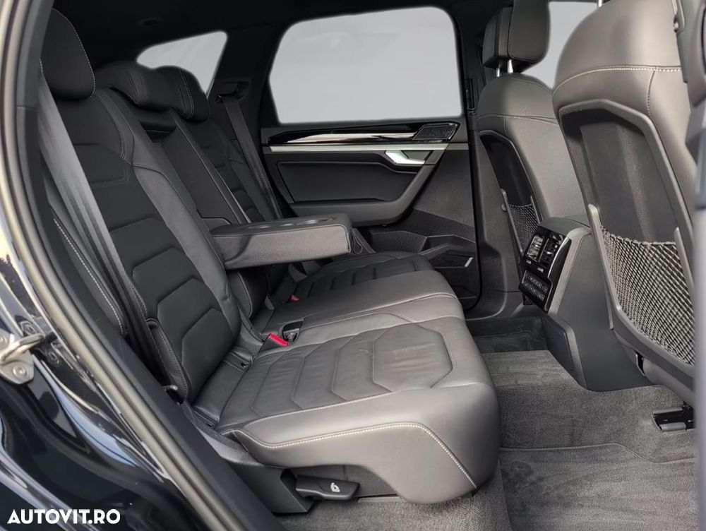 Volkswagen Touareg 3.0 V6 TSI OPF 4Motion Aut. - 23