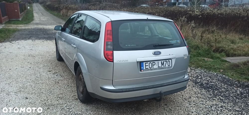 Ford Focus 1.8 TDCi Ambiente - 4