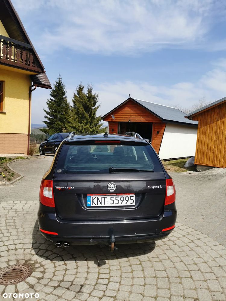 Skoda Superb 2.0 TDI 4x4 Platinum - 4