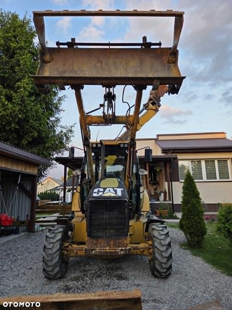 Caterpillar CAT 422E - 8