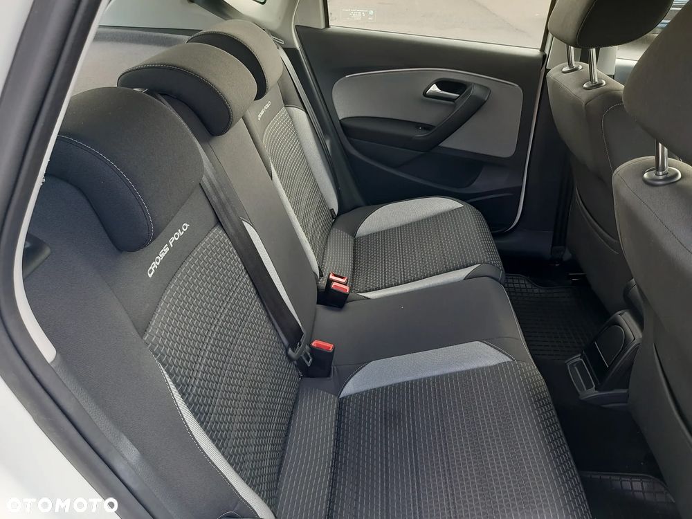 Volkswagen Polo 1.2 TSI BMT Highline - 19