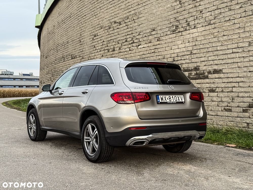 Mercedes-Benz GLC 300 4Matic 9G-TRONIC - 5