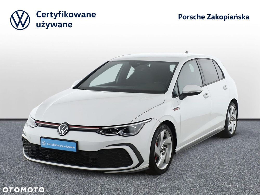 Volkswagen Golf - 1