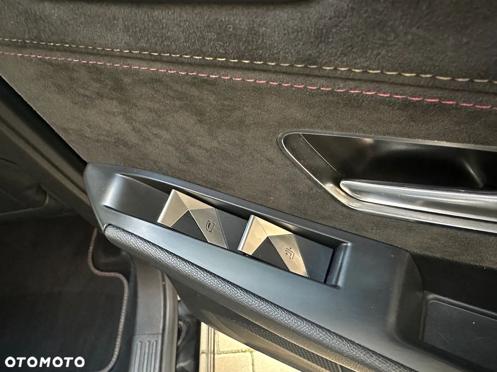 DS Automobiles DS 7 Crossback 1.6 PureTech Performance Line + - 10