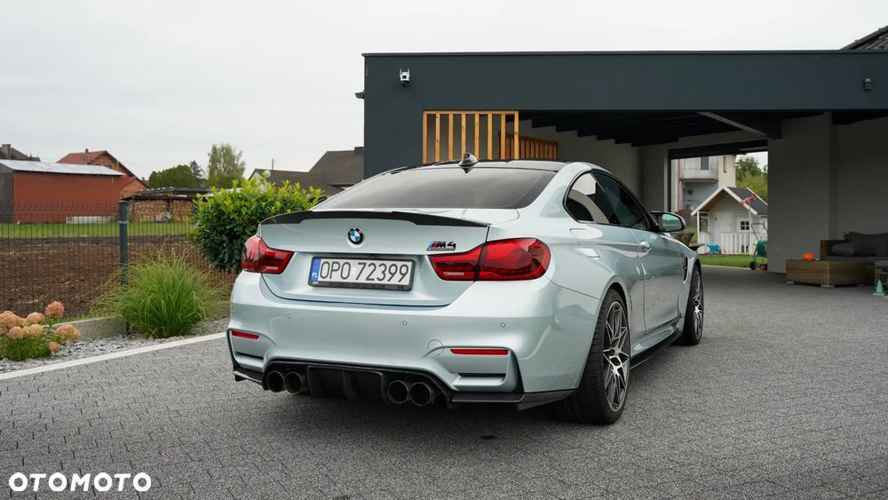 BMW M4 DKG Competition - 4