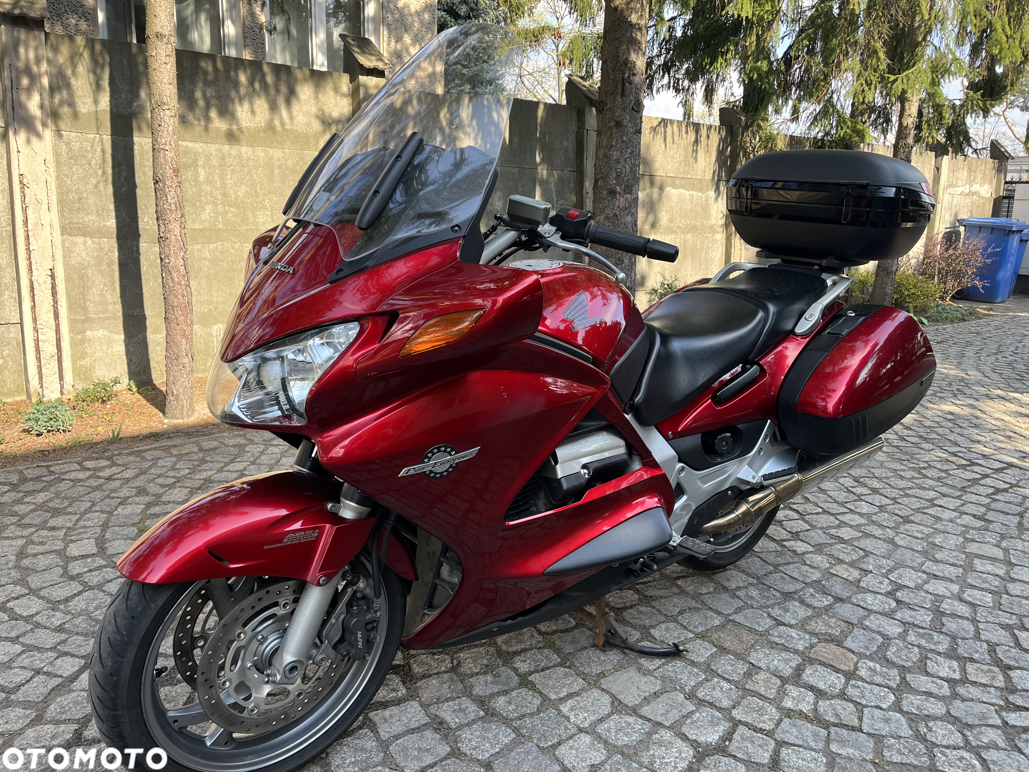 Honda ST - 2