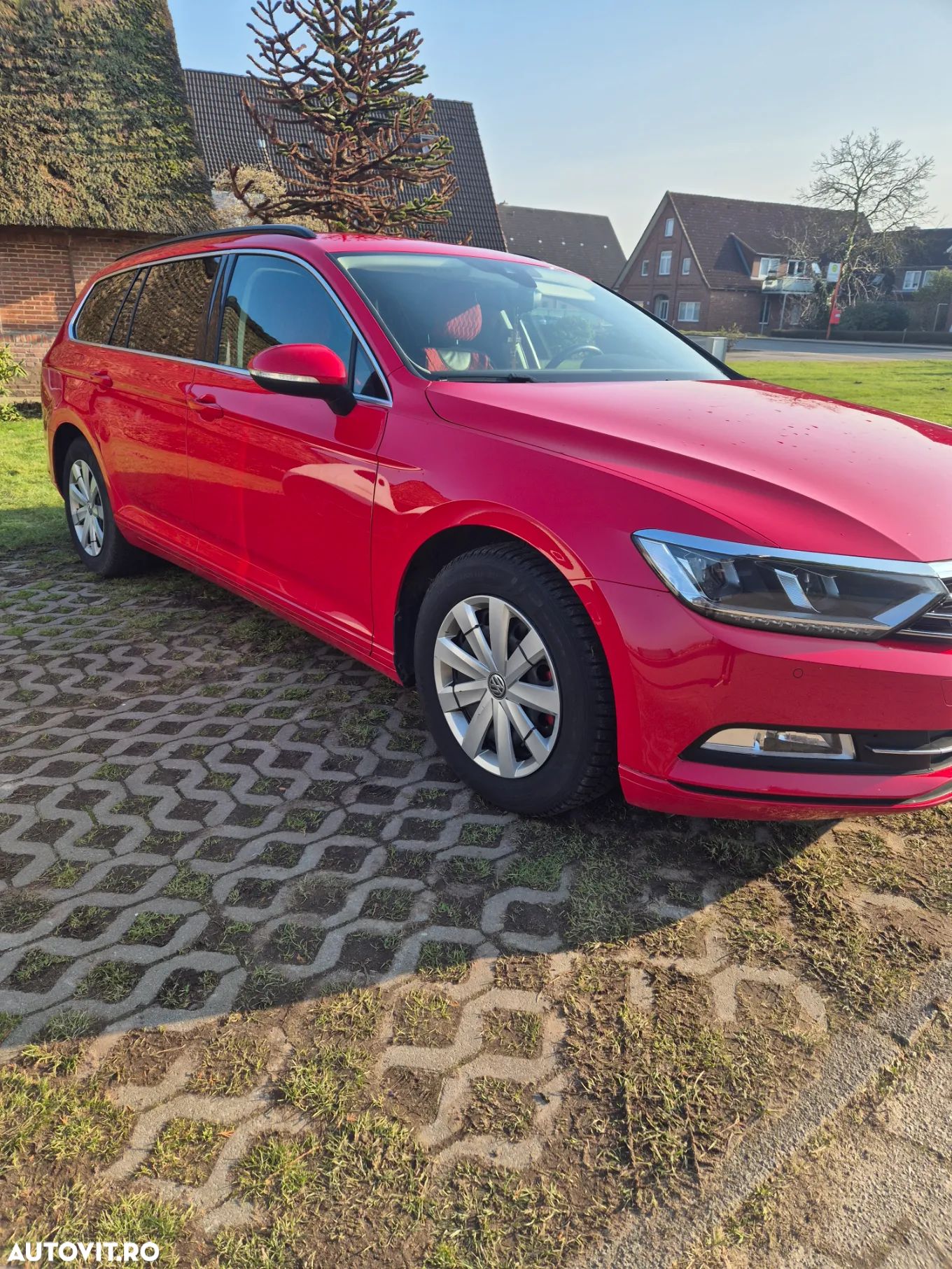 Volkswagen Passat Variant 1.6 TDI SCR DSG - 1