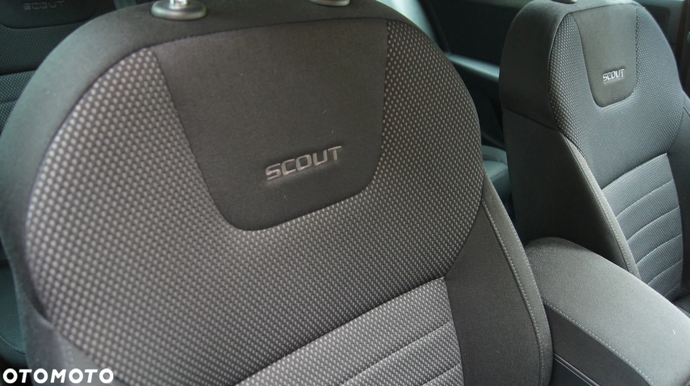Skoda Octavia Combi 2.0 TDI 4x4 DSG Scout - 18