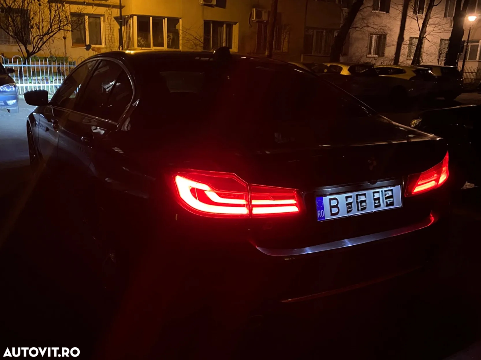 BMW Seria 5 520d Aut. Luxury Line - 29