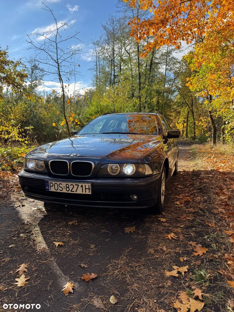 BMW Seria 5 525d - 5