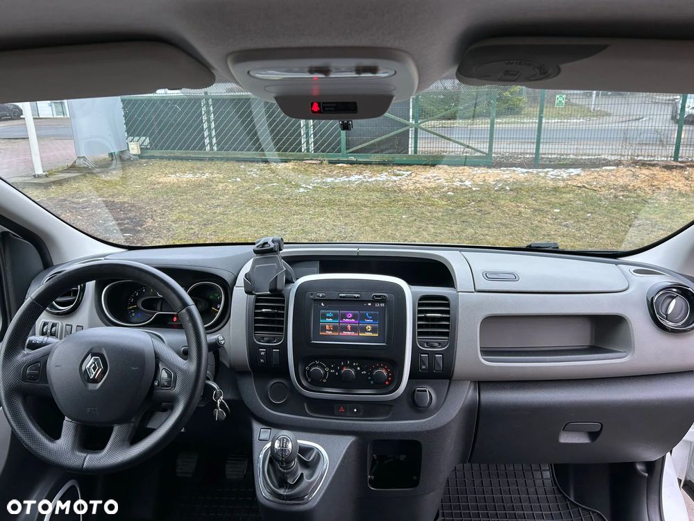 Renault Trafic - 14
