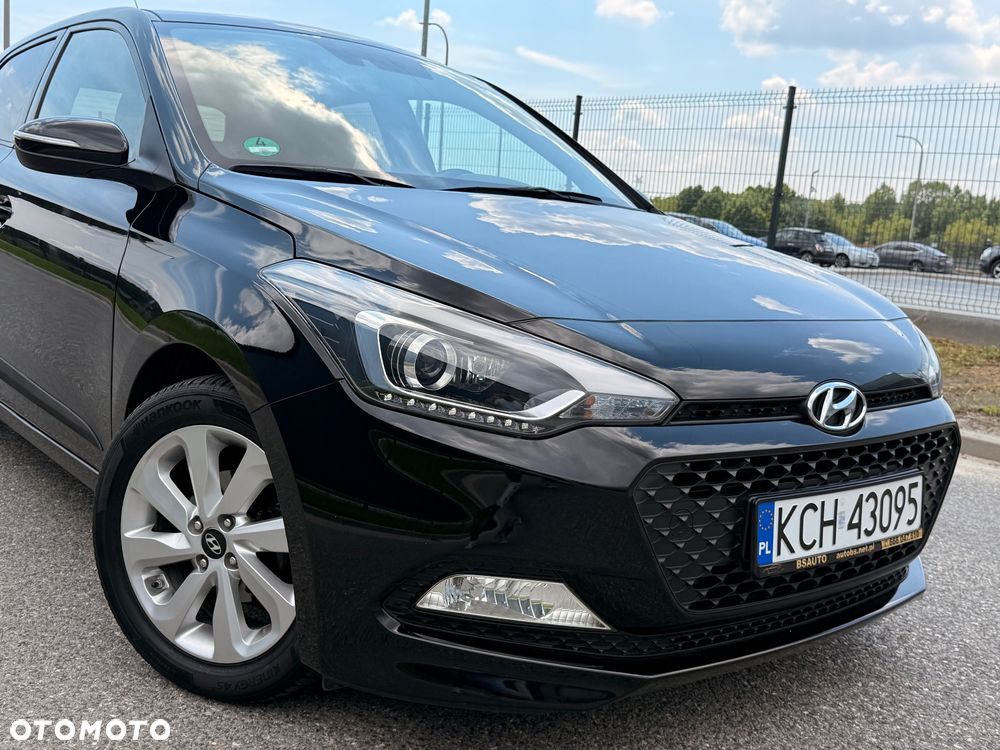 Hyundai i20 1.2 GO - 12