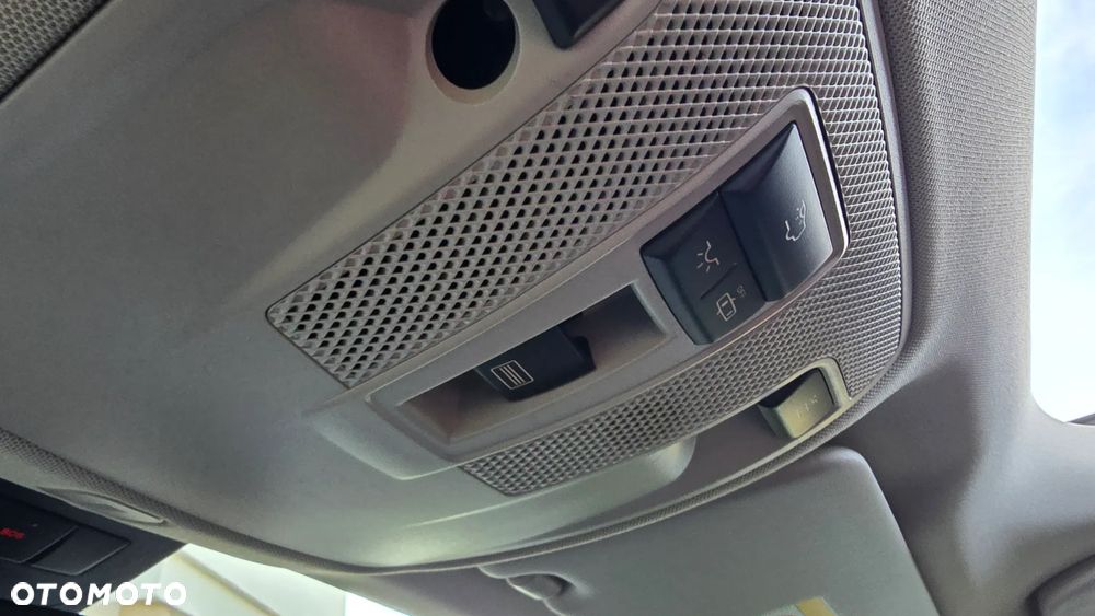 Mercedes-Benz CLA 200 d 7G-DCT AMG Line - 36