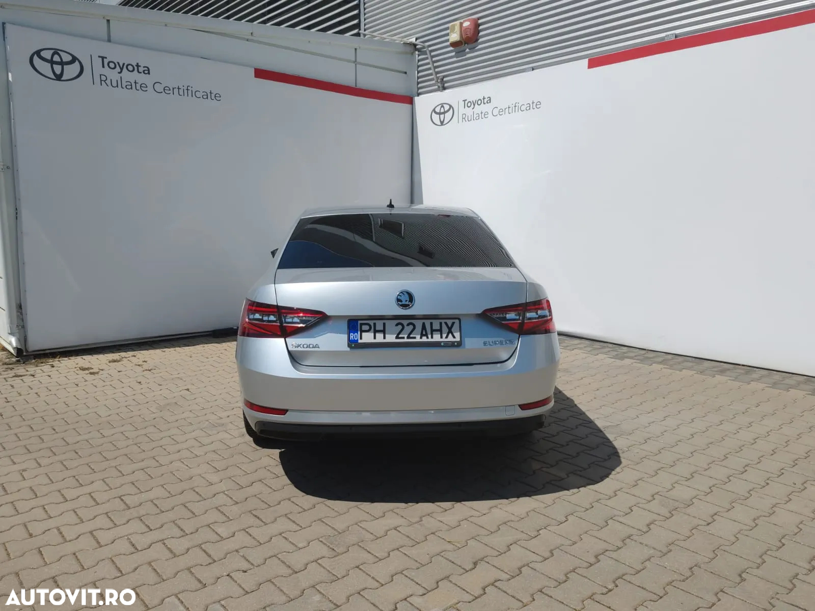 Skoda Superb 2.0 TDI DSG Style - 15