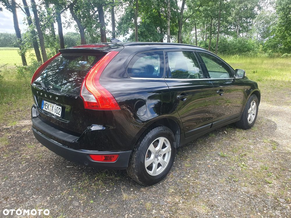 Volvo XC 60 D3 Momentum - 11
