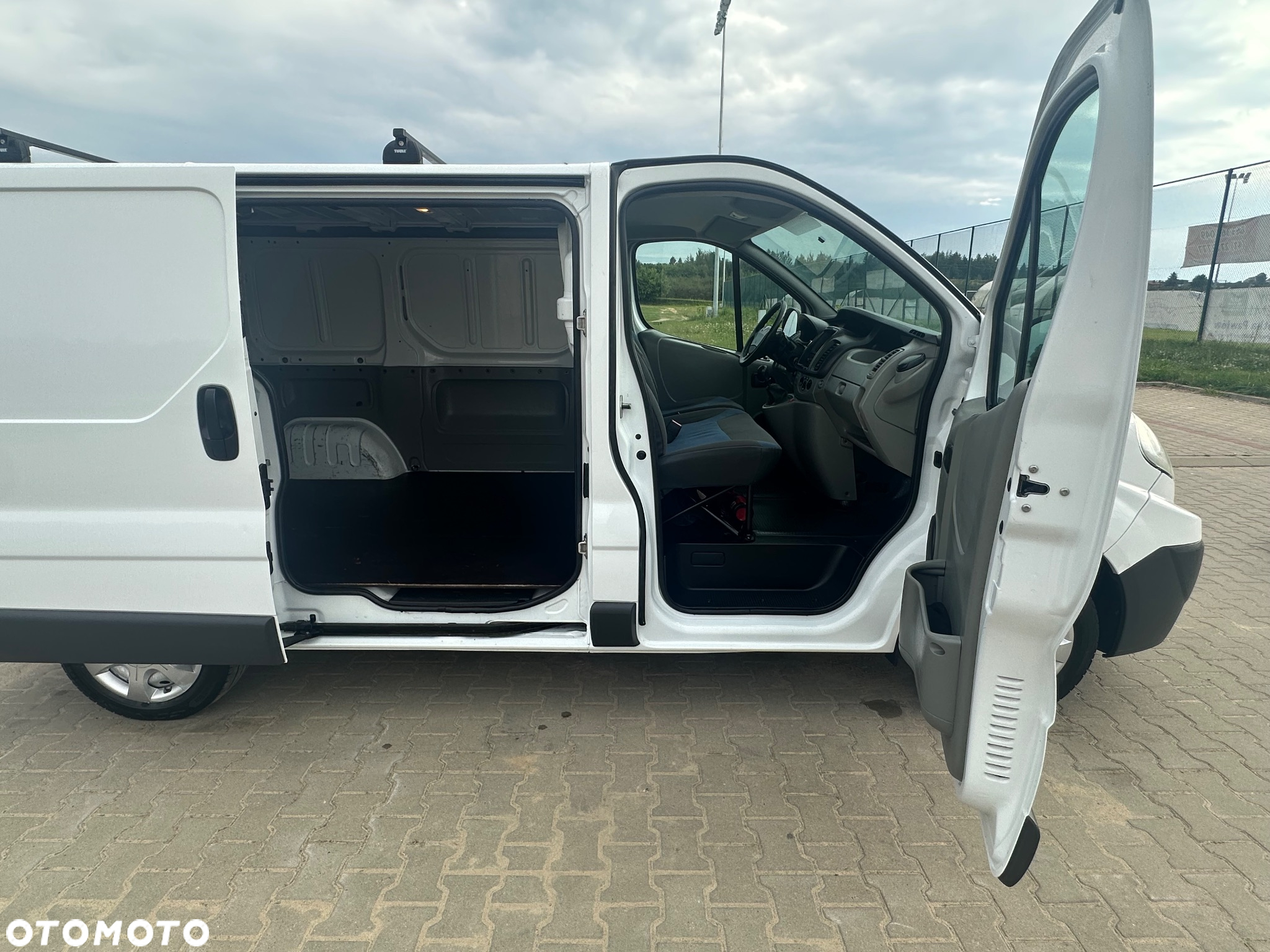 Renault Trafic - 31