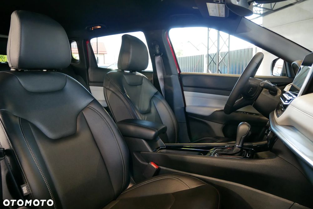Jeep Compass - 13