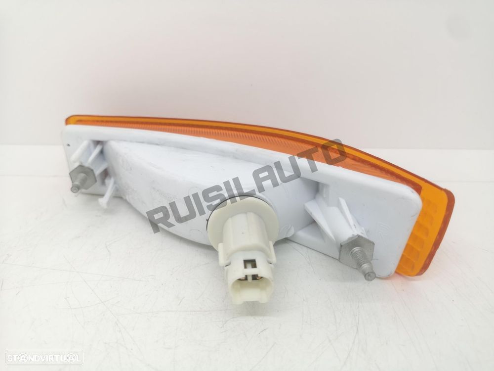 Farolim Pisca Frente Direito 108.900_320 Toyota Corolla Vi (e90 - 3