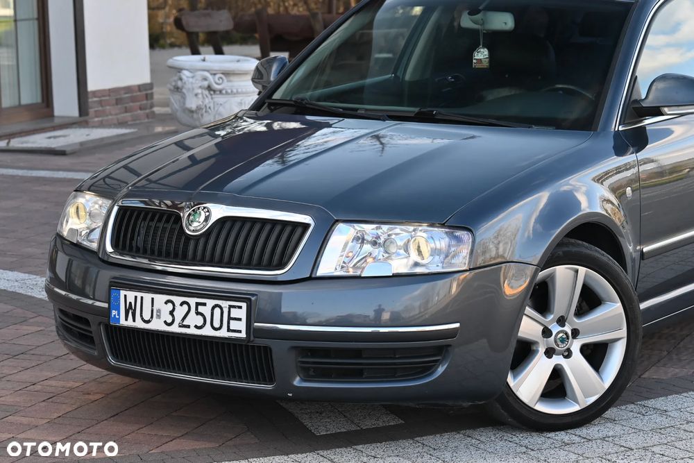 Skoda Superb 2.0 TDI DPF Prestige - 6