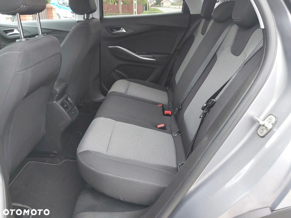 Opel Grandland X - 19