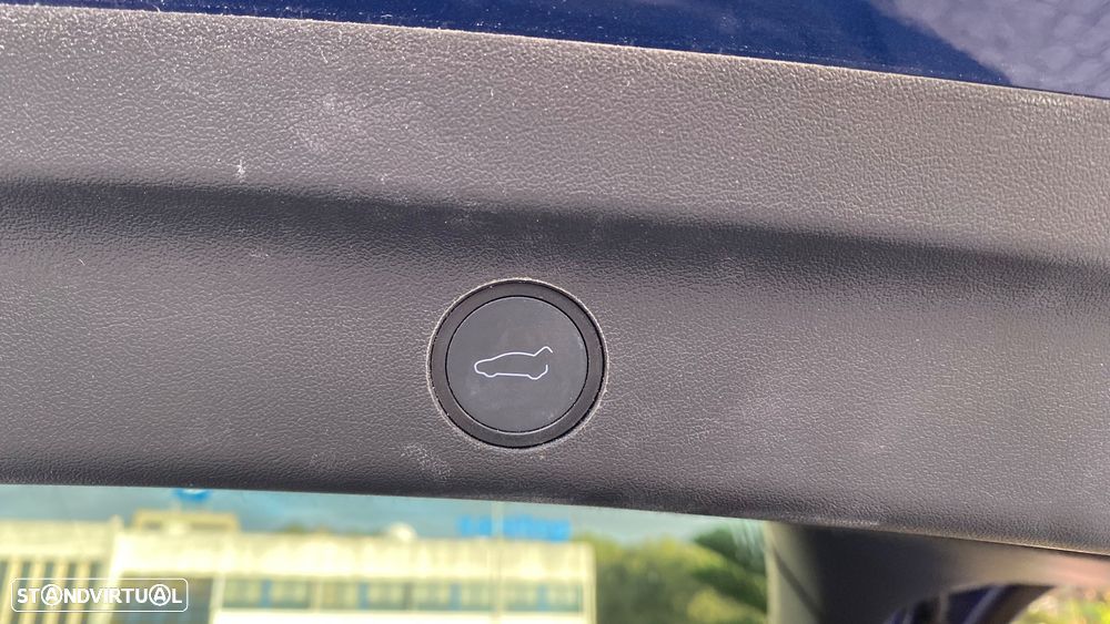 Tesla Model Y Standard - 11