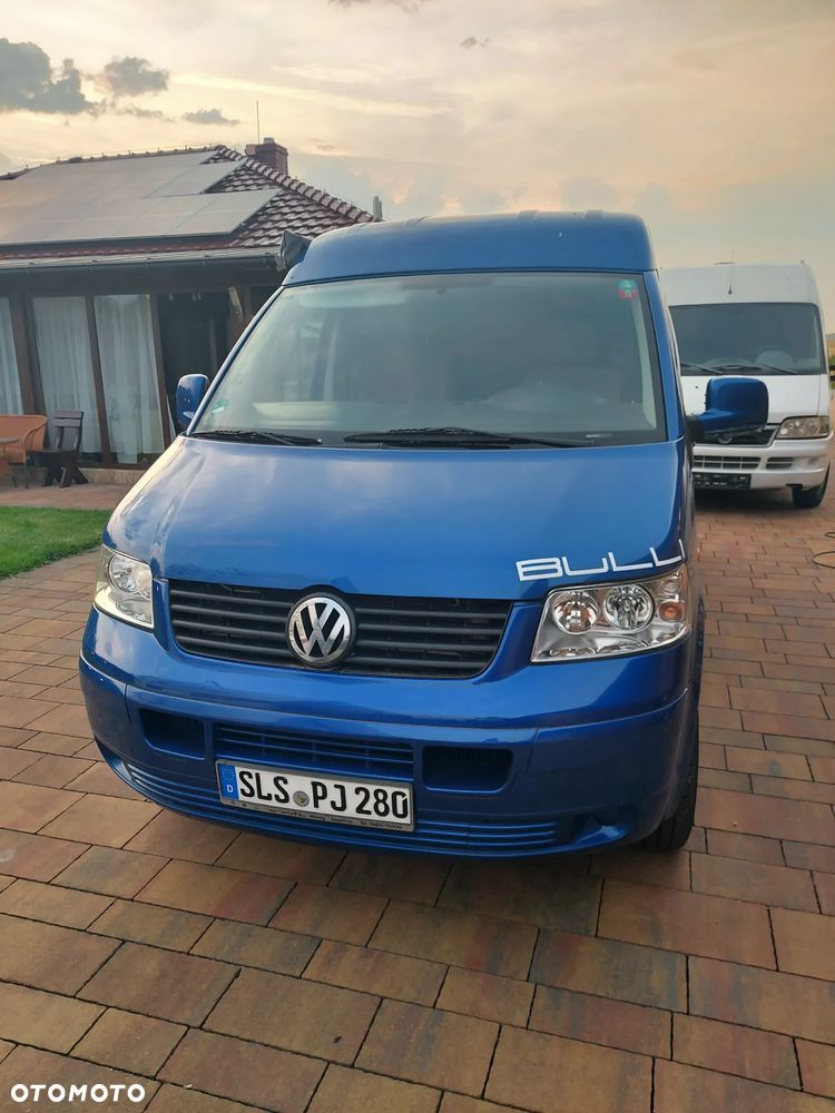 Volkswagen T5 Campervan - 7