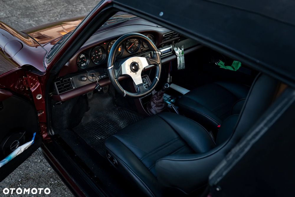 Porsche 911 - 14